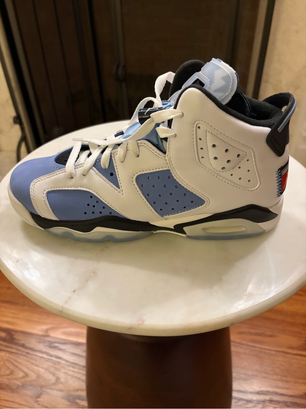 Nike Air Jordan 6 Retro UNC University Blue  NWT and Box Size 7 men/youth - Picture 10 of 10